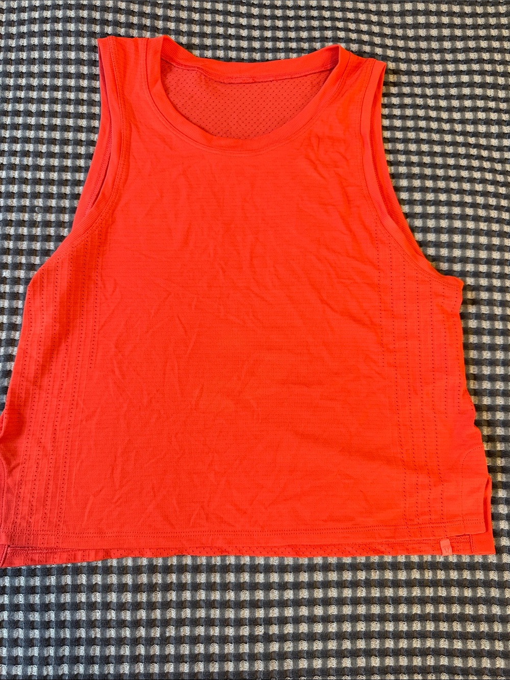 lululemon athletica Women's Sleeveless Tank - Coral Red